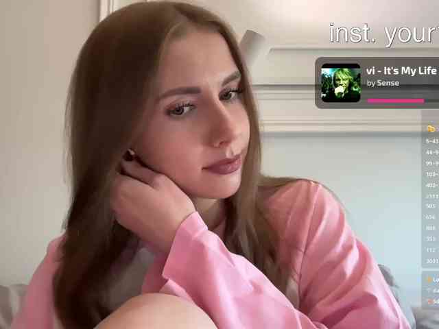 VikkiExtraCheese