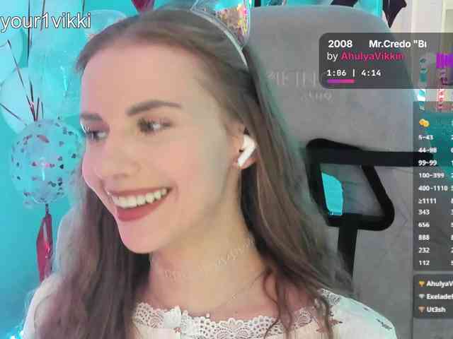 VikkiExtraCheese webcam