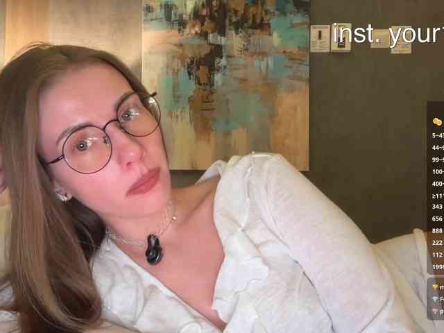 VikkiExtraCheese webcam