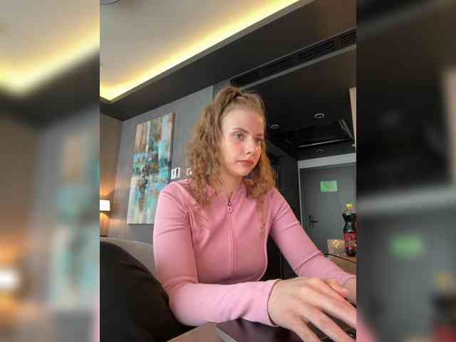 VikkiExtraCheese webcam