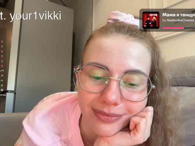 VikkiExtraCheese