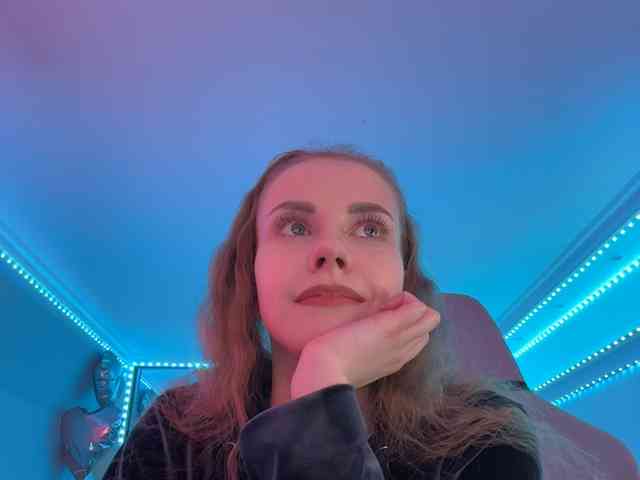 VikkiExtraCheese webcam