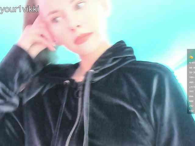 VikkiExtraCheese webcam