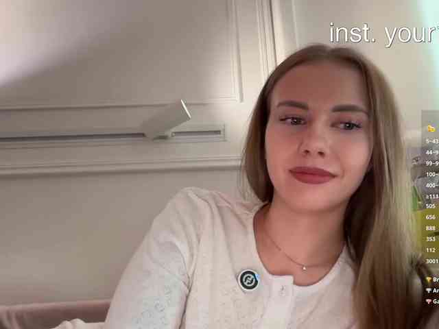VikkiExtraCheese
