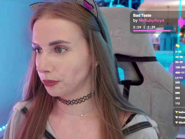 VikkiExtraCheese