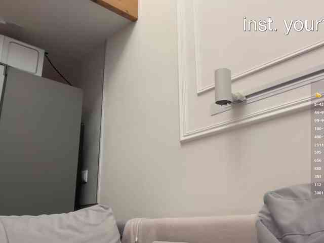 VikkiExtraCheese webcam