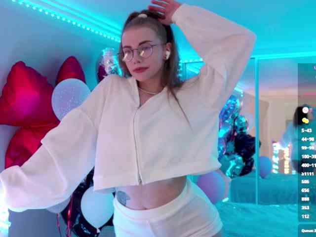 VikkiExtraCheese