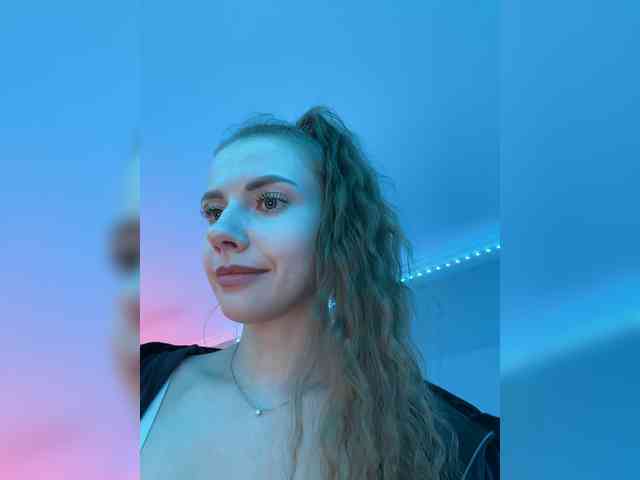 VikkiExtraCheese webcam