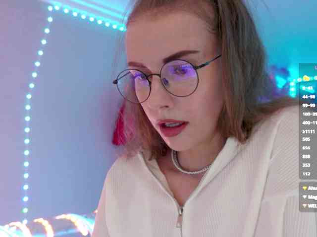VikkiExtraCheese