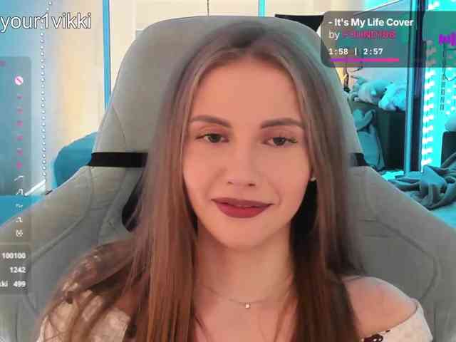 VikkiExtraCheese