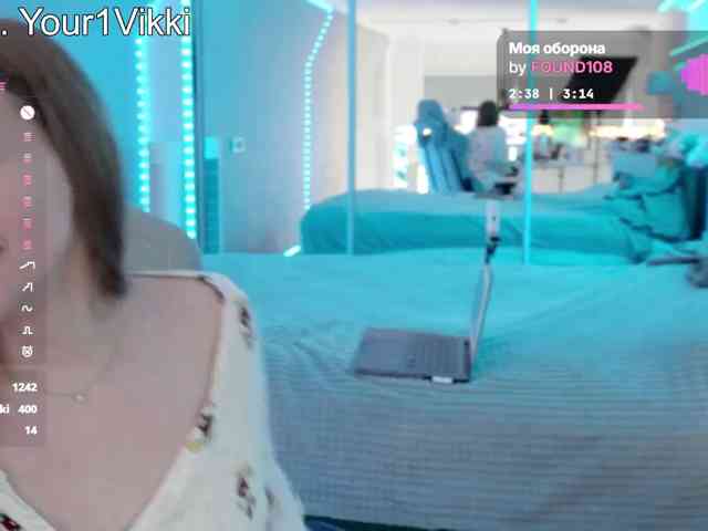 VikkiExtraCheese