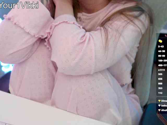 VikkiExtraCheese webcam
