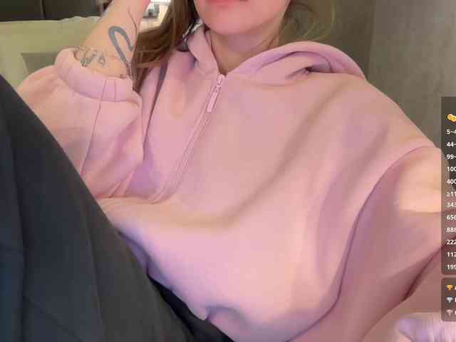 VikkiExtraCheese webcam