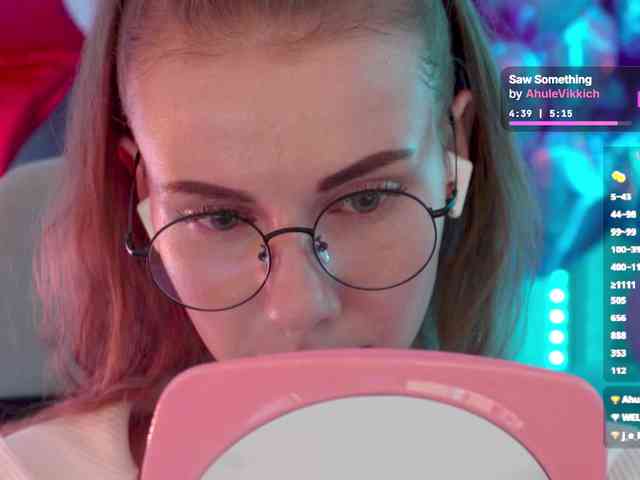VikkiExtraCheese