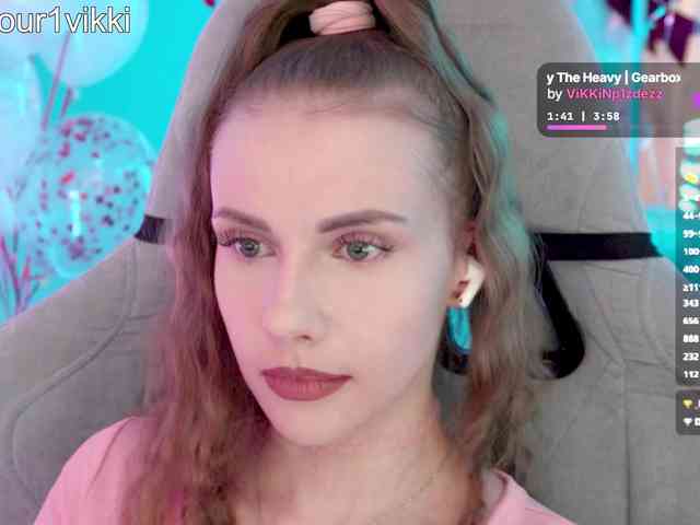 VikkiExtraCheese webcam