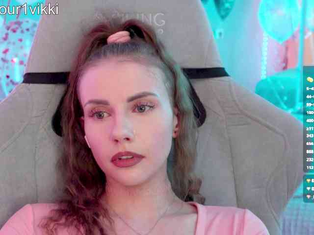 VikkiExtraCheese webcam