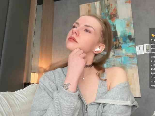 VikkiExtraCheese webcam