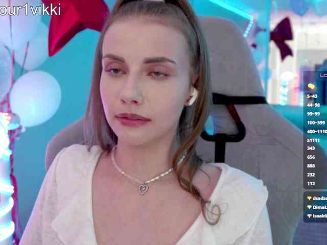 VikkiExtraCheese webcam