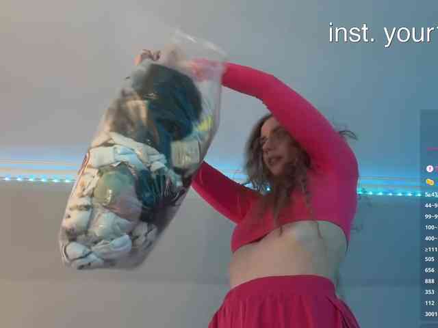 -VikkiL0vesCheese-