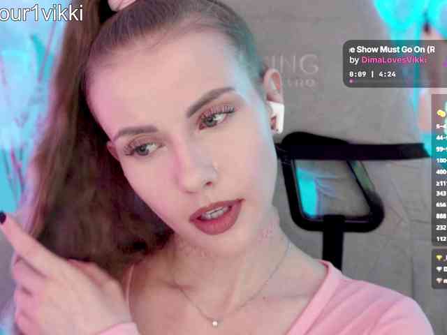 VikkiExtraCheese webcam