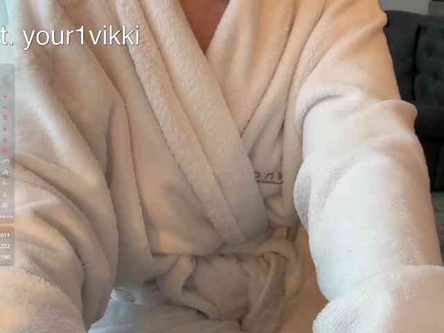 VikkiExtraCheese