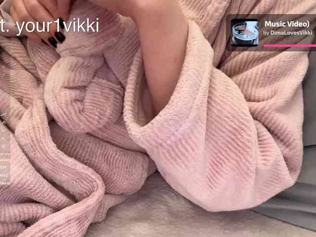 VikkiExtraCheese