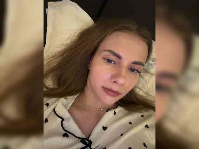 VikkiExtraCheese webcam