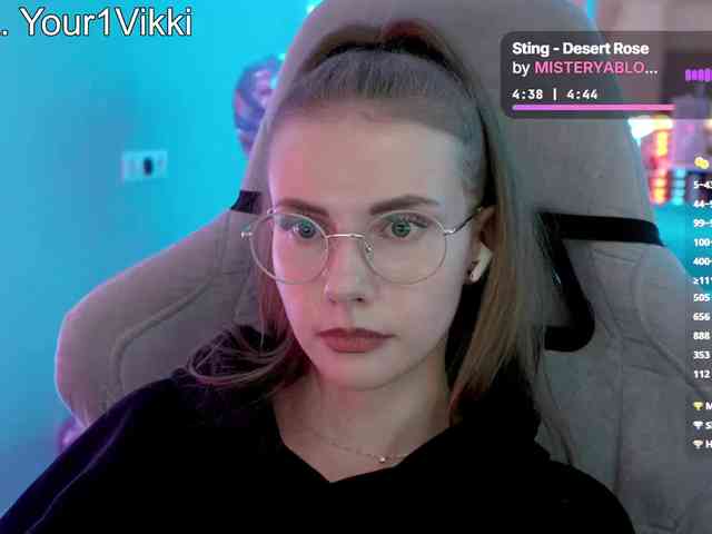 VikkiExtraCheese webcam