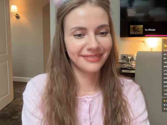 VikkiExtraCheese webcam