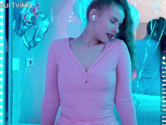 VikkiExtraCheese