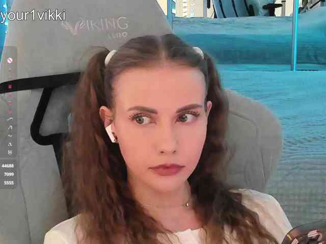 VikkiExtraCheese