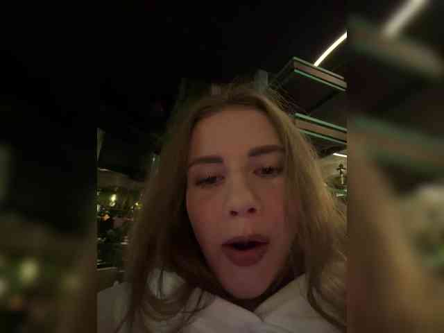 VikkiExtraCheese