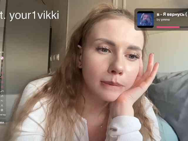 VikkiExtraCheese