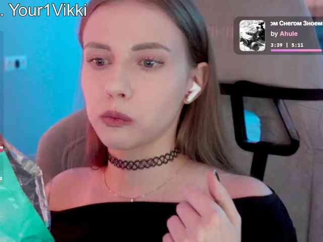 VikkiExtraCheese