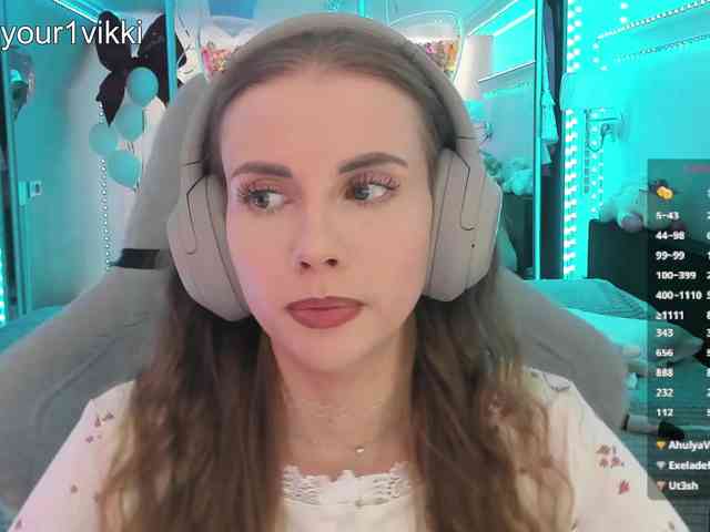 VikkiExtraCheese webcam