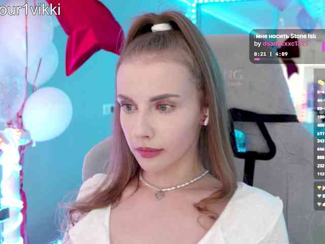 VikkiExtraCheese webcam