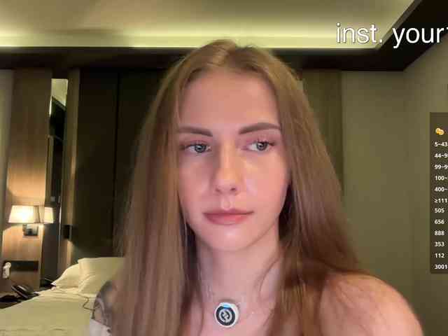 -VikkiL0vesCheese- Sex Cam Show