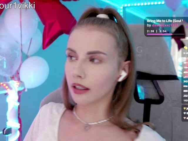 VikkiExtraCheese webcam