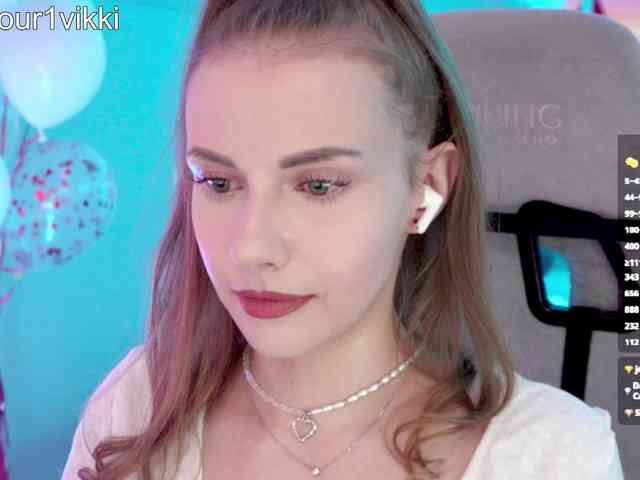 VikkiExtraCheese webcam