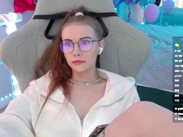 VikkiExtraCheese