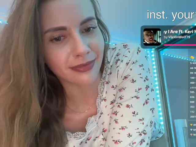 VikkiExtraCheese