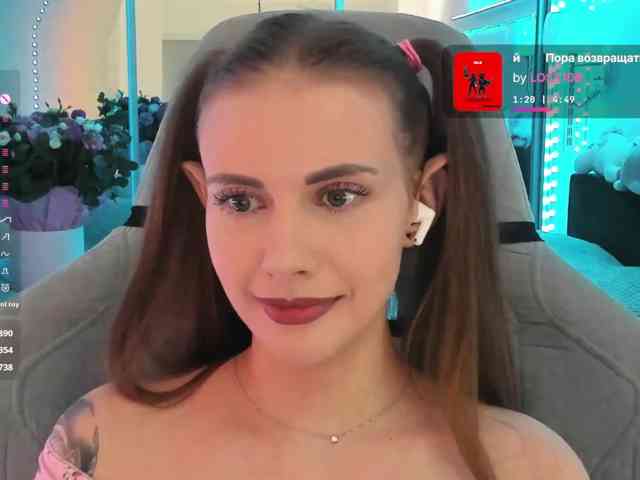 VikkiExtraDarkExclusive