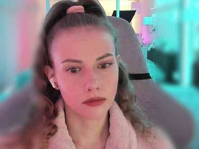 VikkiExtraCheese