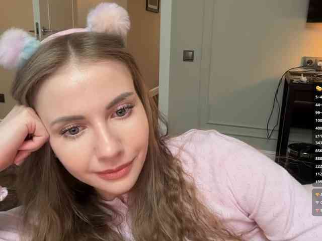 VikkiExtraCheese webcam