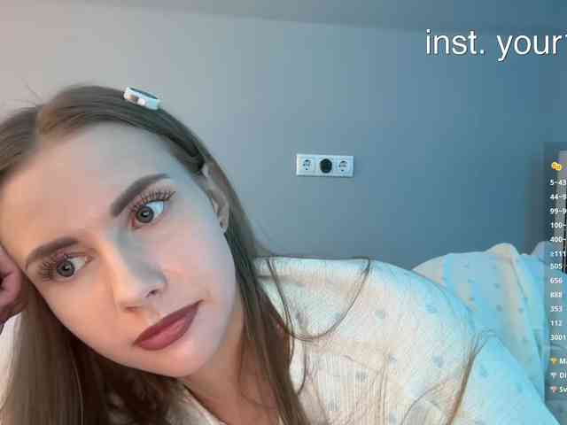 VikkiExtraCheese webcam