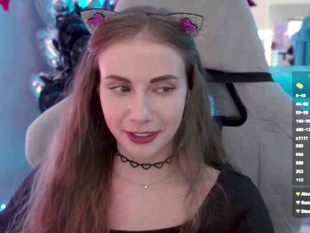 VikkiExtraCheese webcam