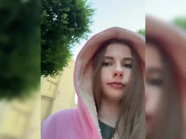 -VikkiL0vesCheese-