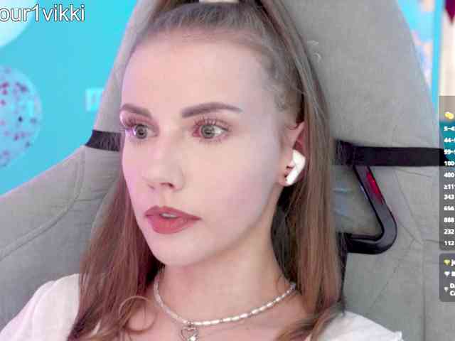 VikkiExtraCheese
