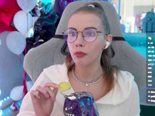 VikkiExtraCheese