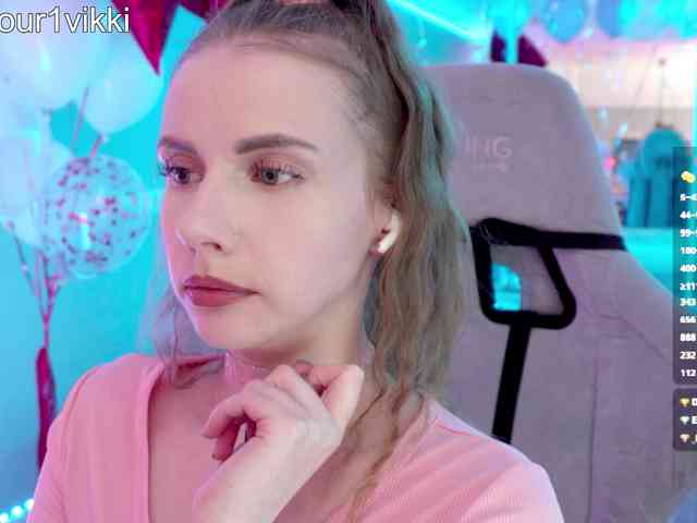 VikkiExtraCheese